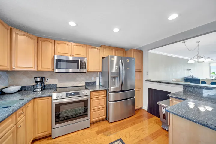 403 Kitchen 2