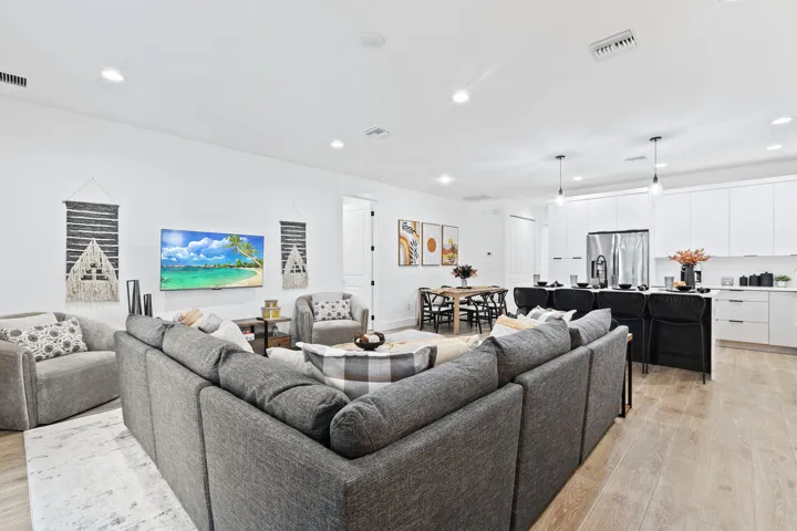 13-web-or-mls-601-sw-3rd-st