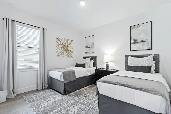 19-web-or-mls-601-sw-3rd-st