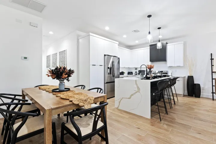 1-web-or-mls-601-sw-3rd-st