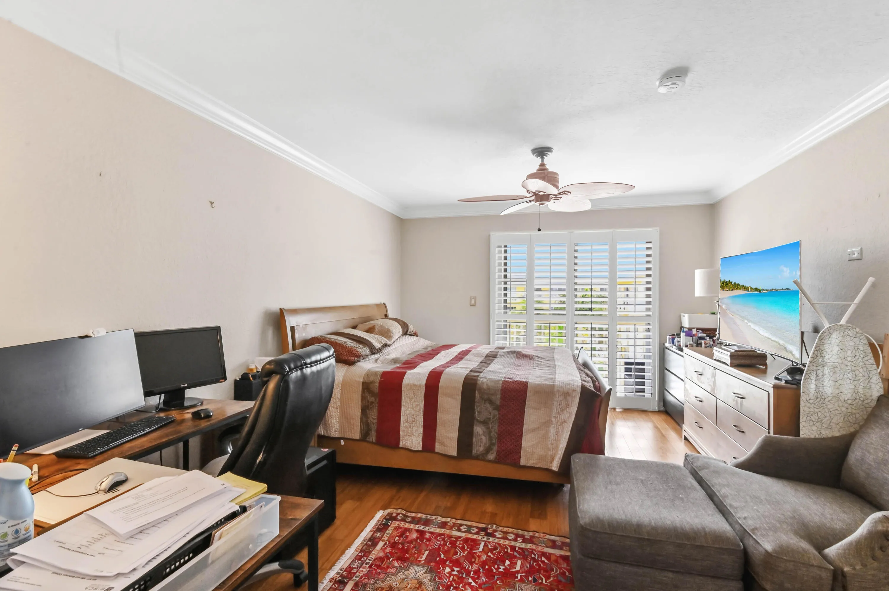 18 Bedroom 02