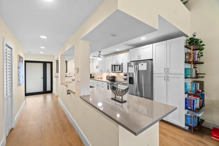 013-830GreenswardCourt-206H-DelrayBeach-