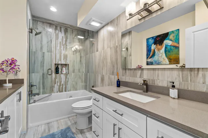 025-830GreenswardCourt-206H-DelrayBeach-