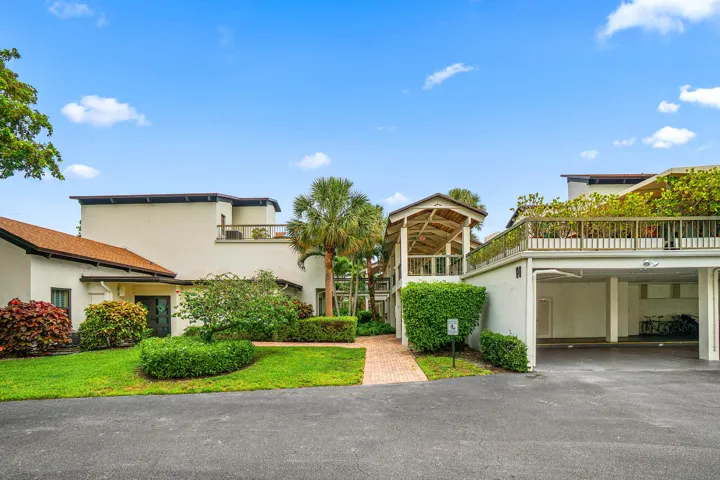 001-830GreenswardCourt-206H-DelrayBeach-