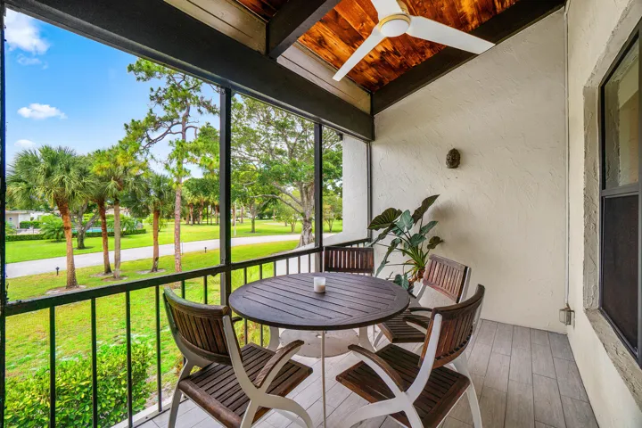027-830GreenswardCourt-206H-DelrayBeach-