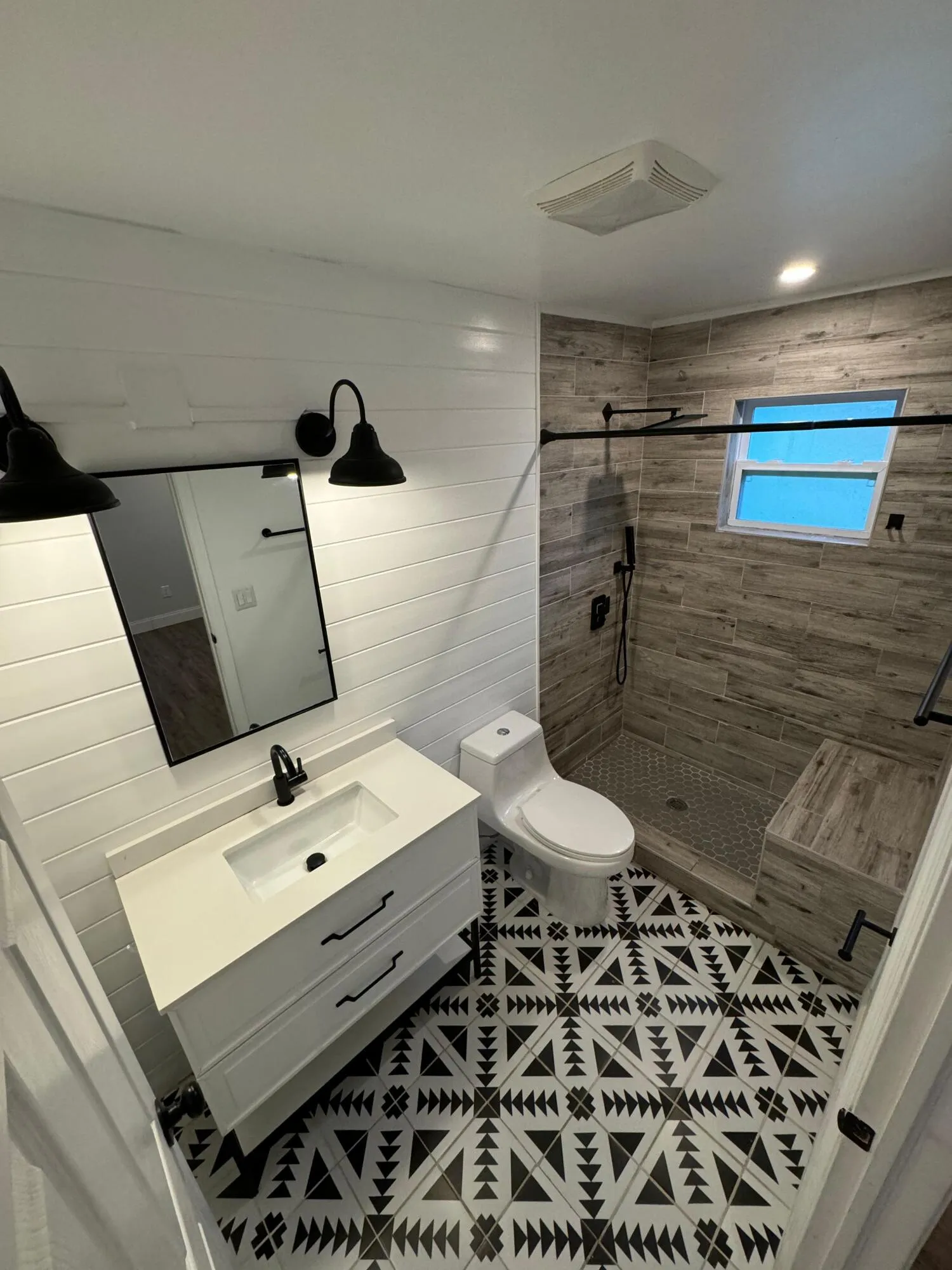 Main bathroom