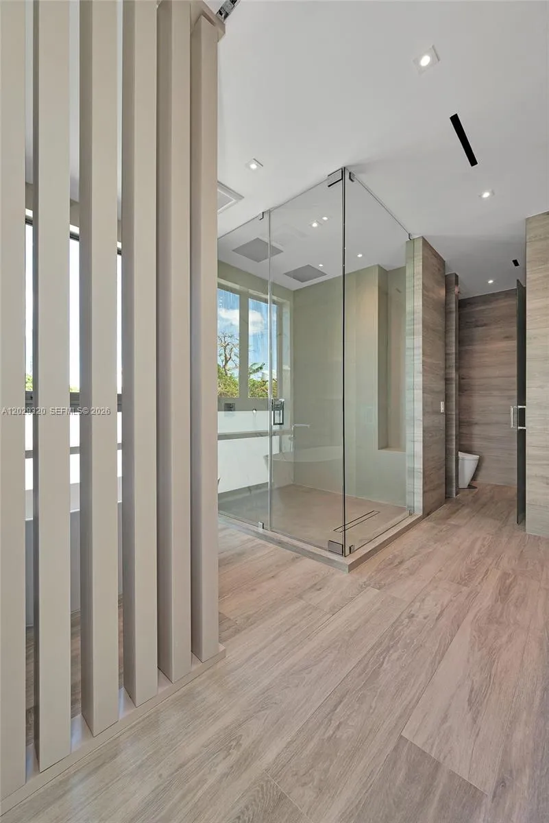 Property photo 69