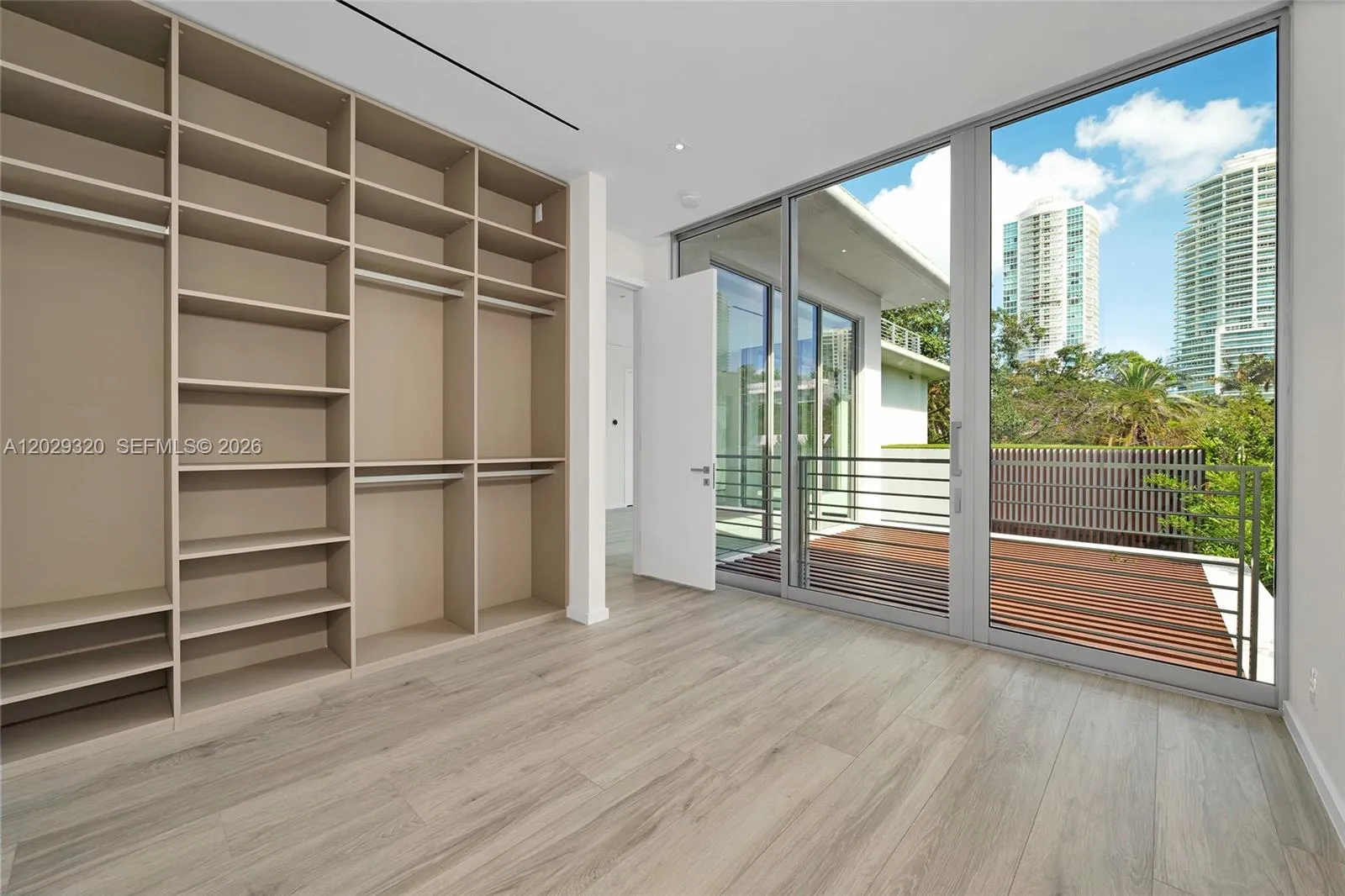 Property photo 95