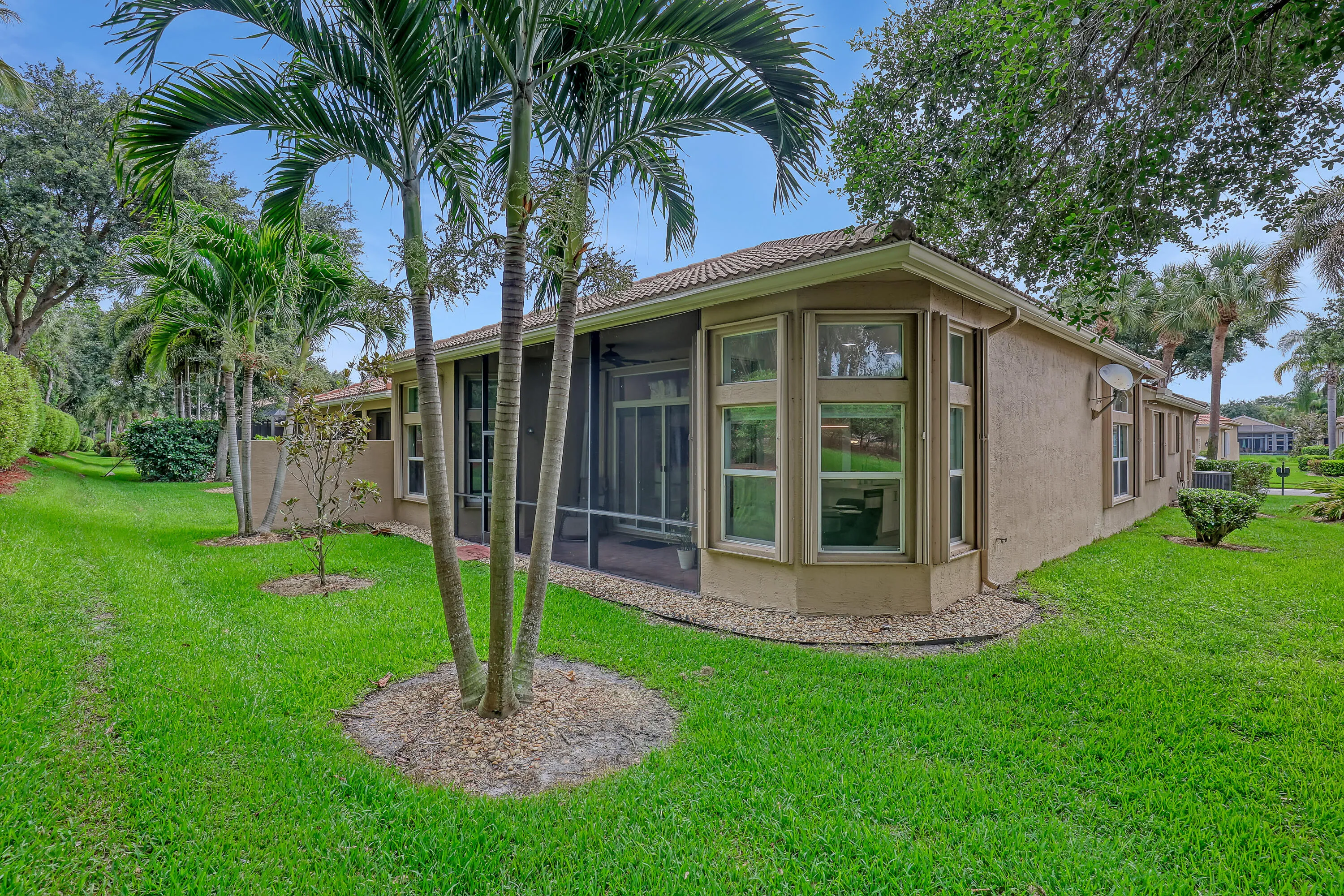 10673 Richfield (28)