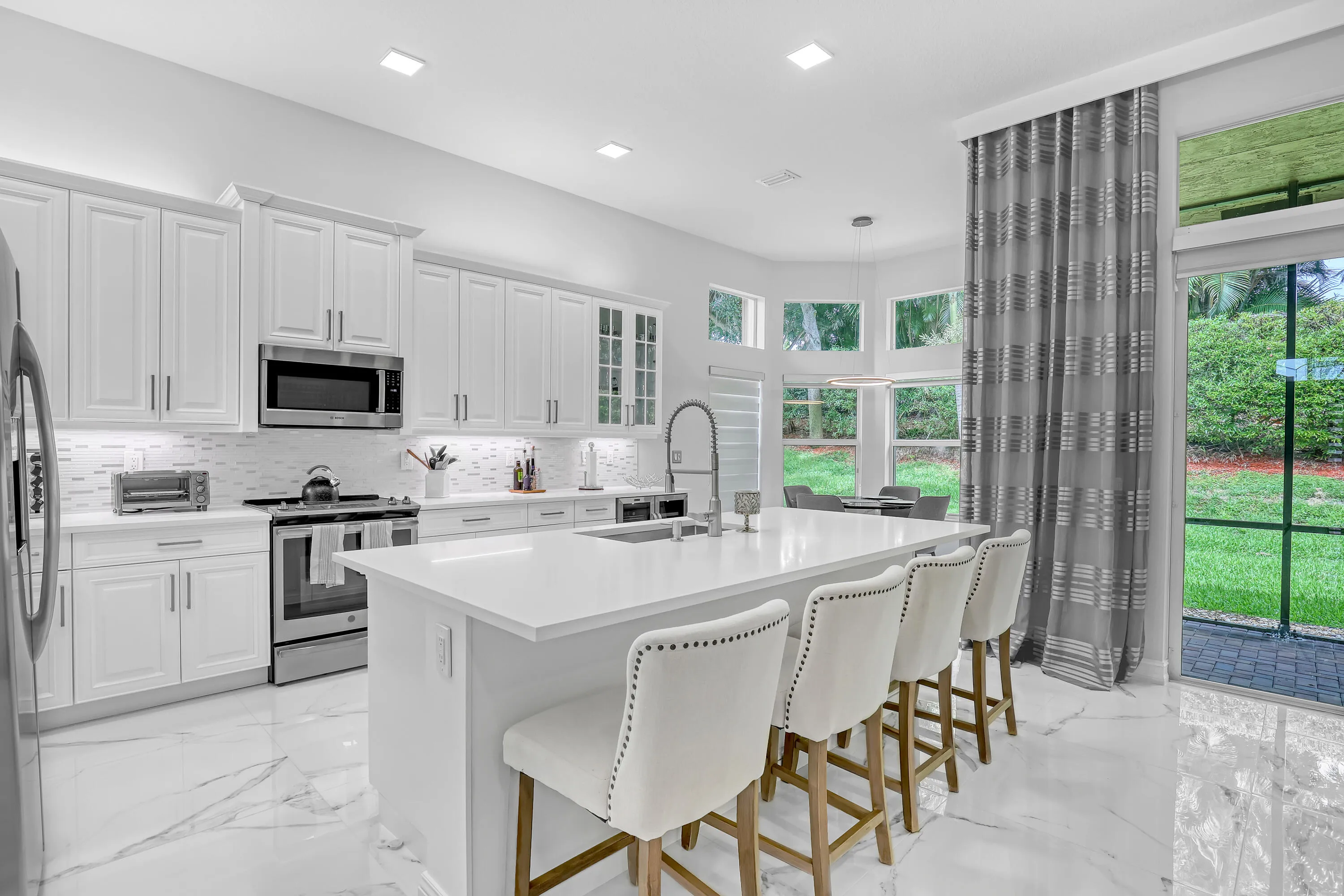 10673 Richfield (12)