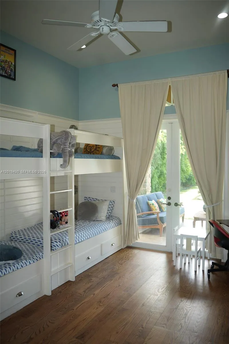 Property photo 38