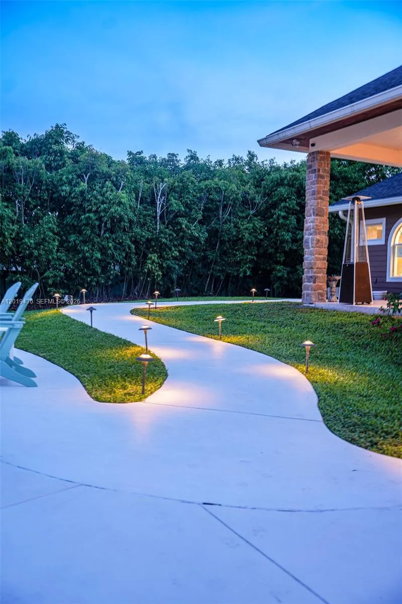 Property photo 81