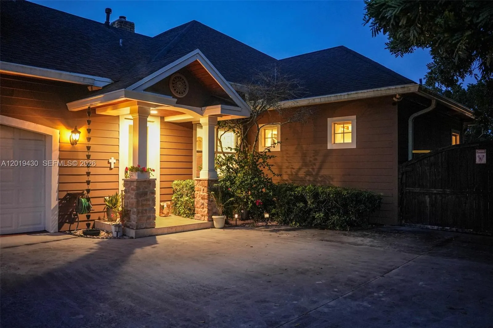 Property photo 95