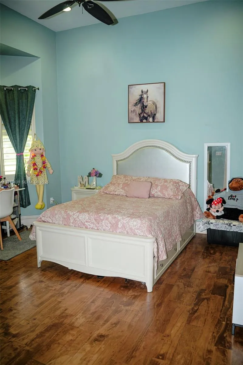 Property photo 40