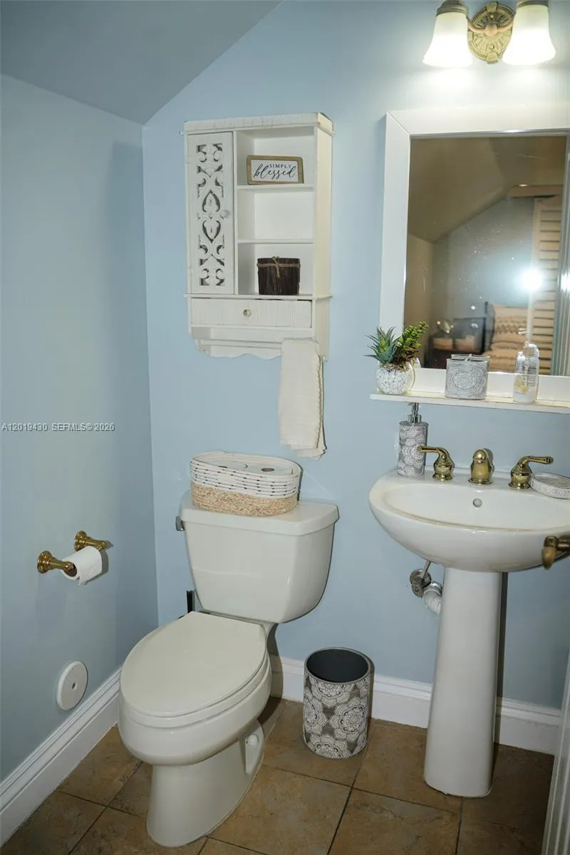 Property photo 32