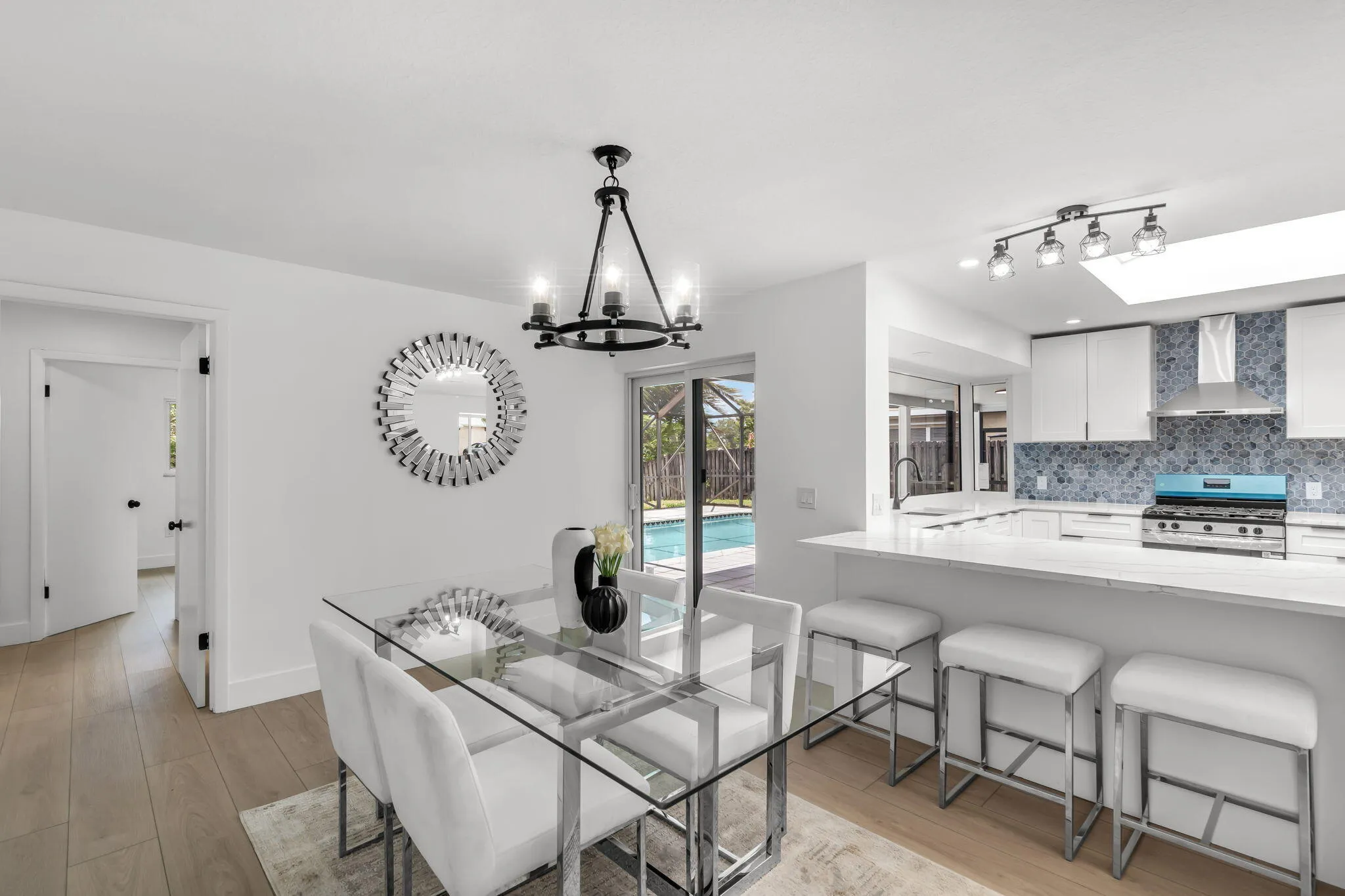 DiningRoom/Kitchen
