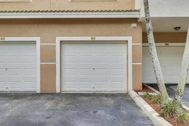 Attached Garage