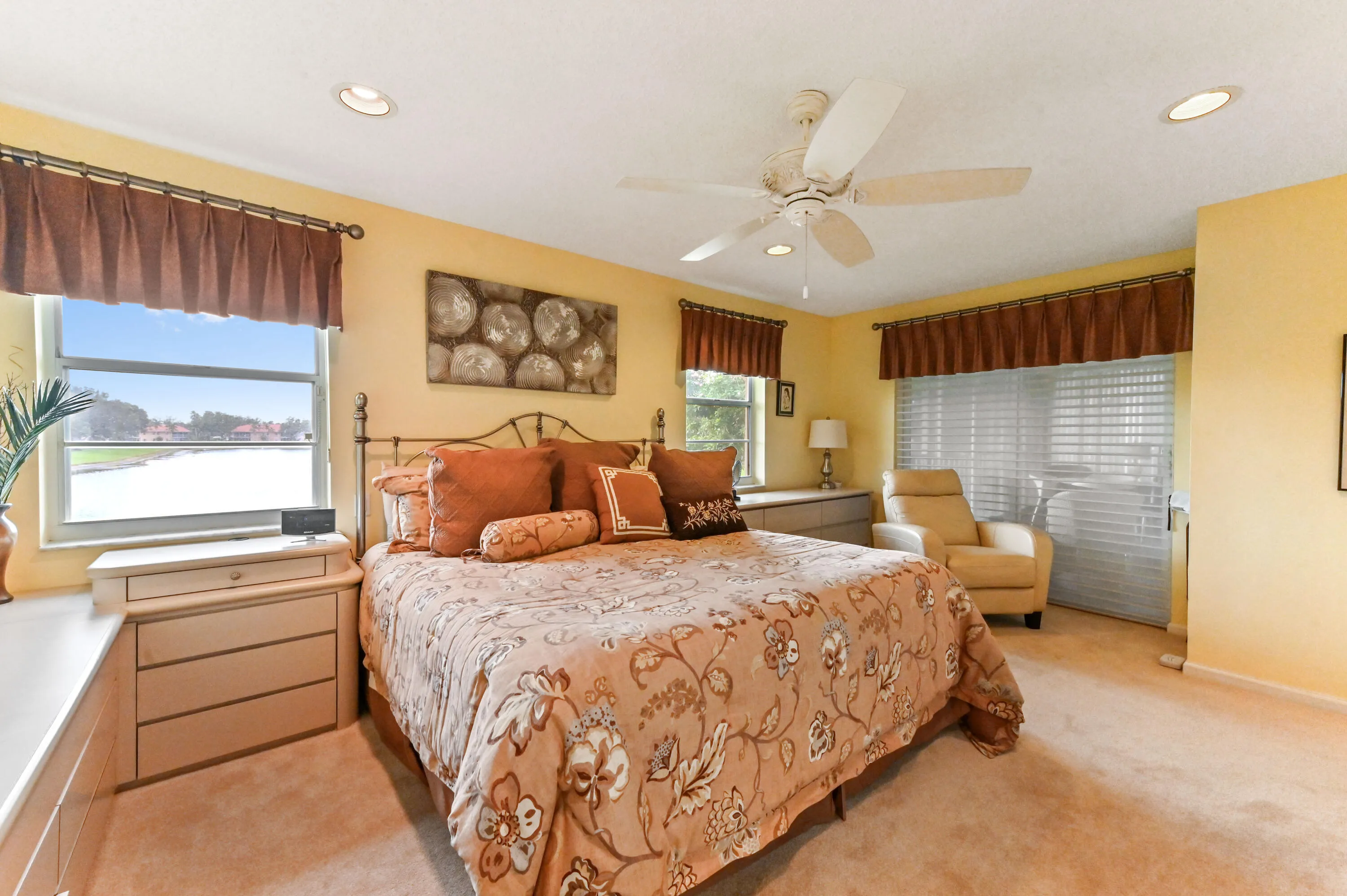 23 bedroom 03