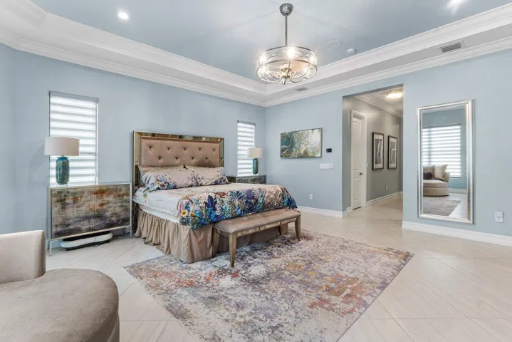 033-2893SouthwestGoldenglowDrive-PalmCit