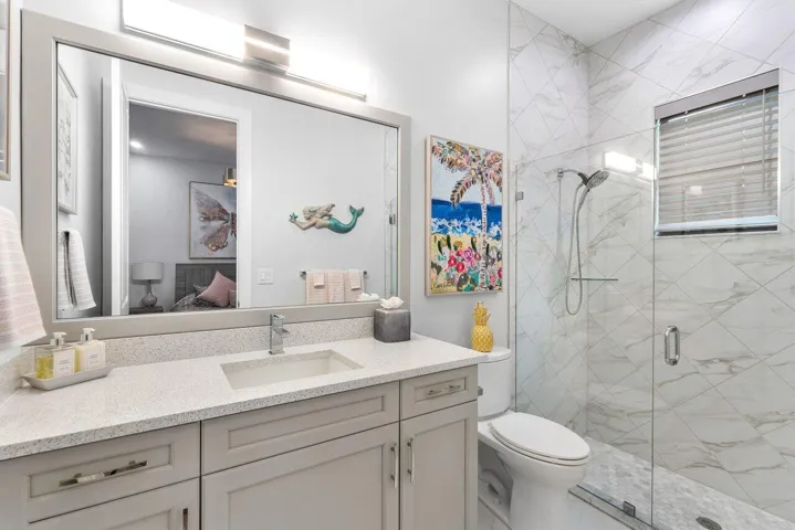 038-2893SouthwestGoldenglowDrive-PalmCit