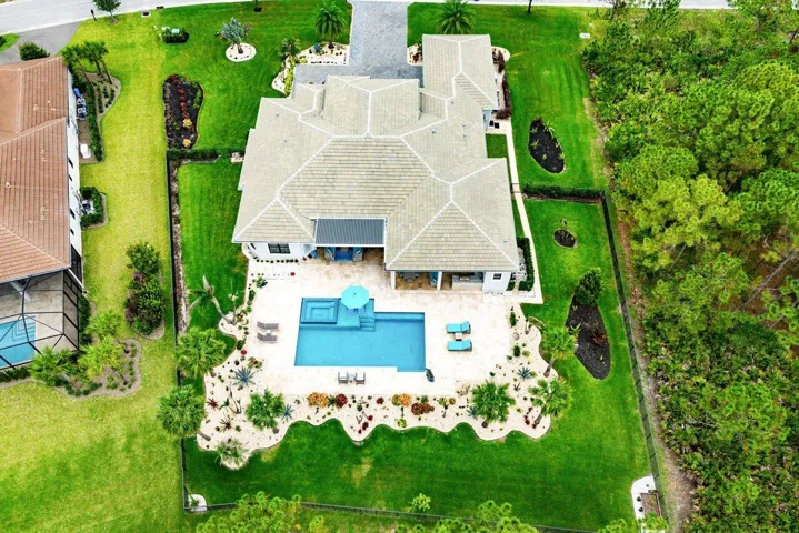 066-2893SouthwestGoldenglowDrive-PalmCit