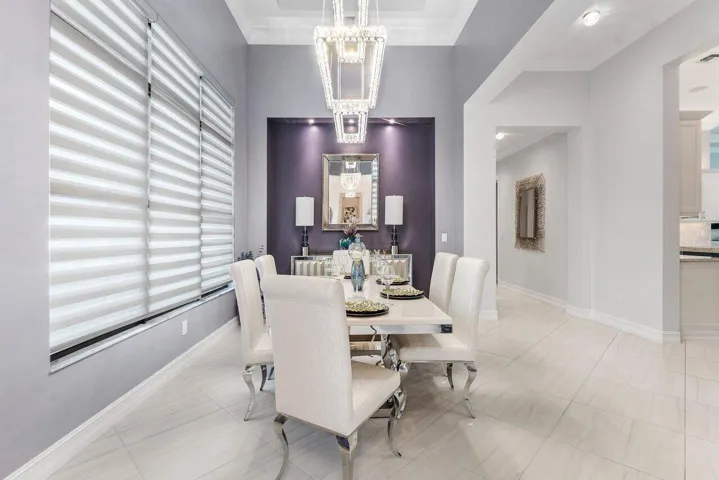 007-2893SouthwestGoldenglowDrive-PalmCit