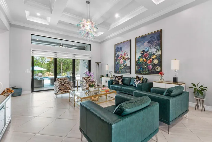 010-2893SouthwestGoldenglowDrive-PalmCit