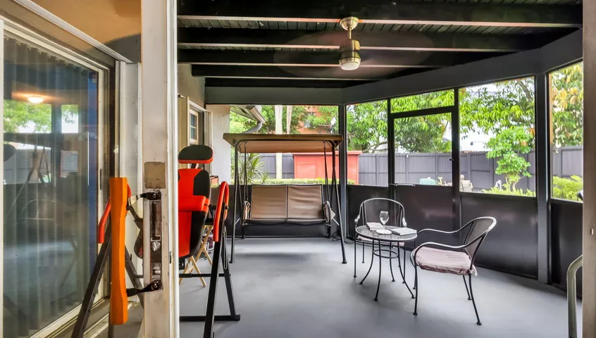 Screened Patio