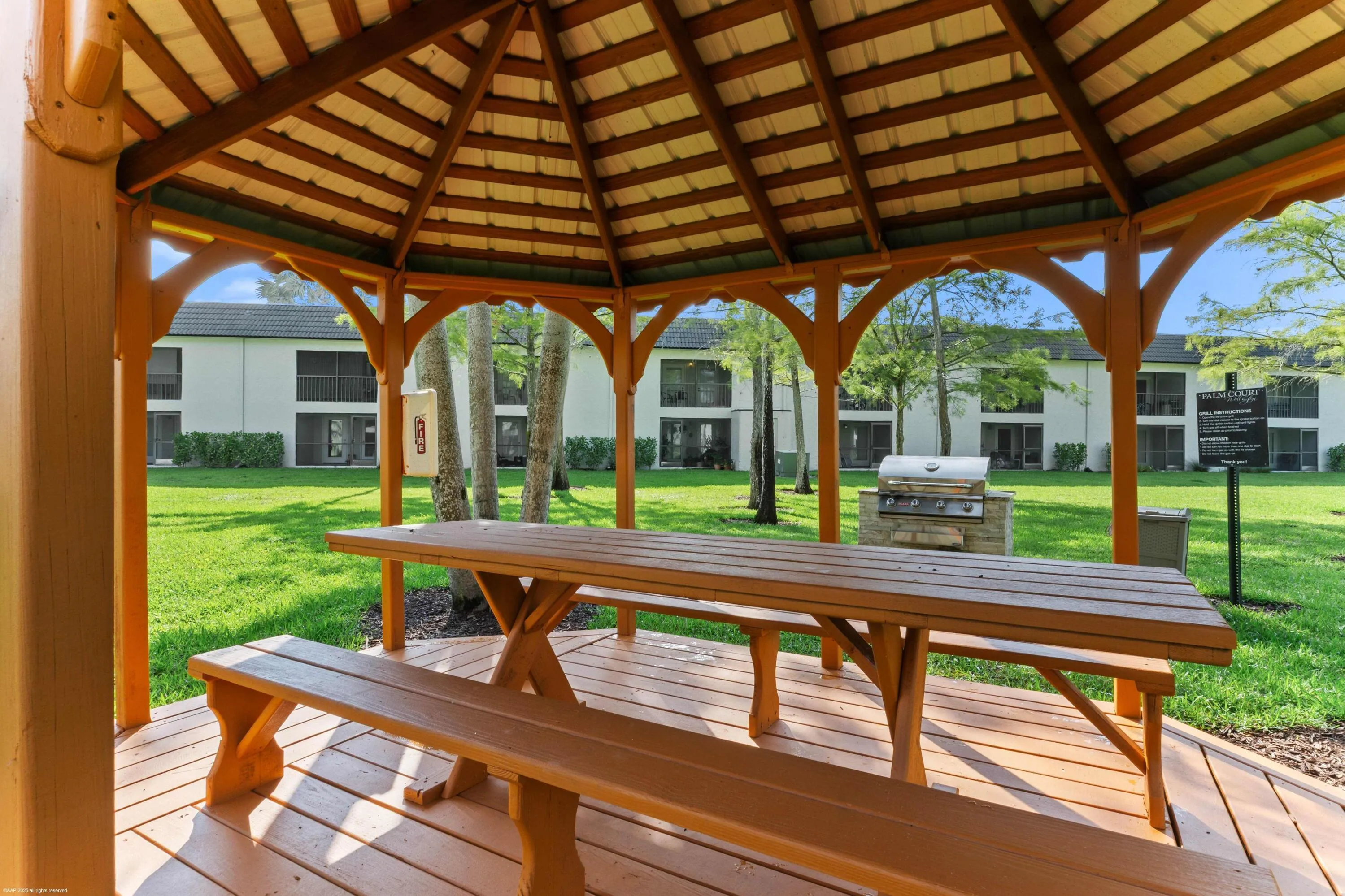 Palm Court Gazebo a AAP 2025