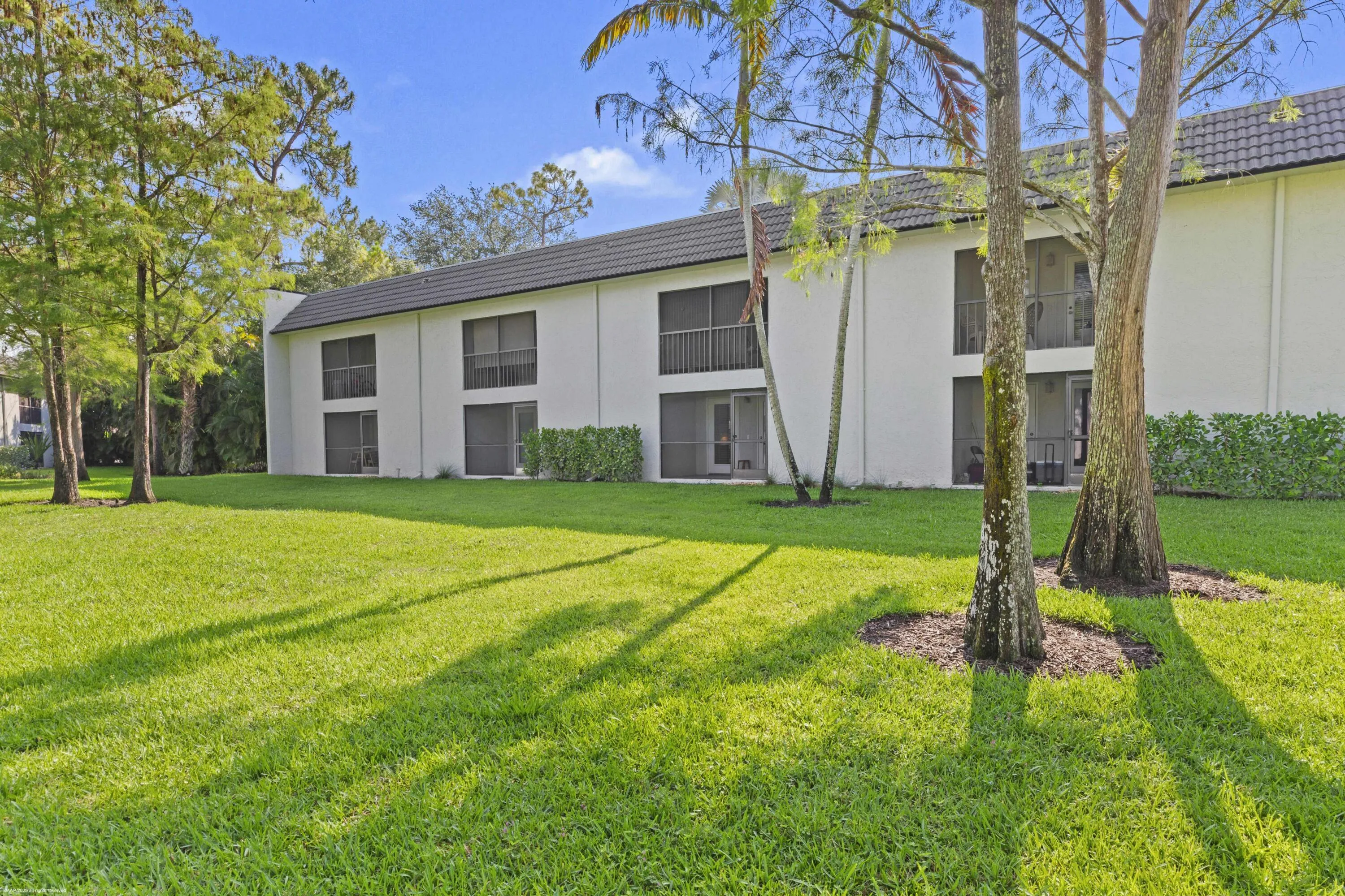 711 Forest Club Dr 108 025