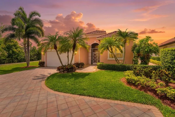 8192 Spyglass - Photo 2
