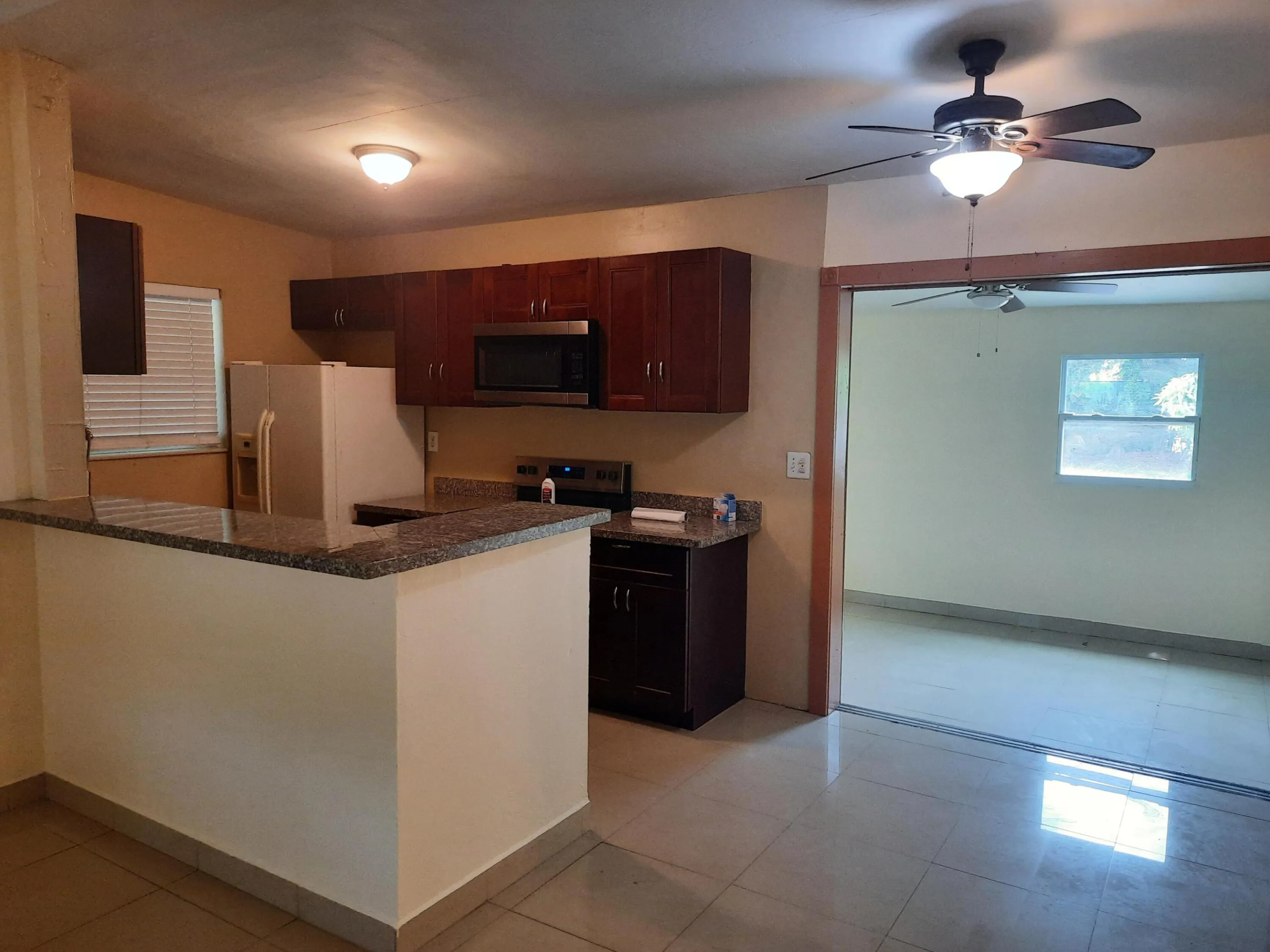 Kitchen, Dining Area & Family Room