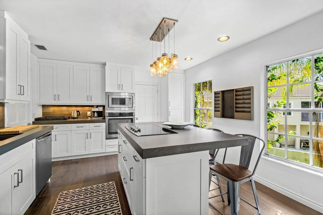 013-11823PebblewoodDrive-Wellington-FL-3
