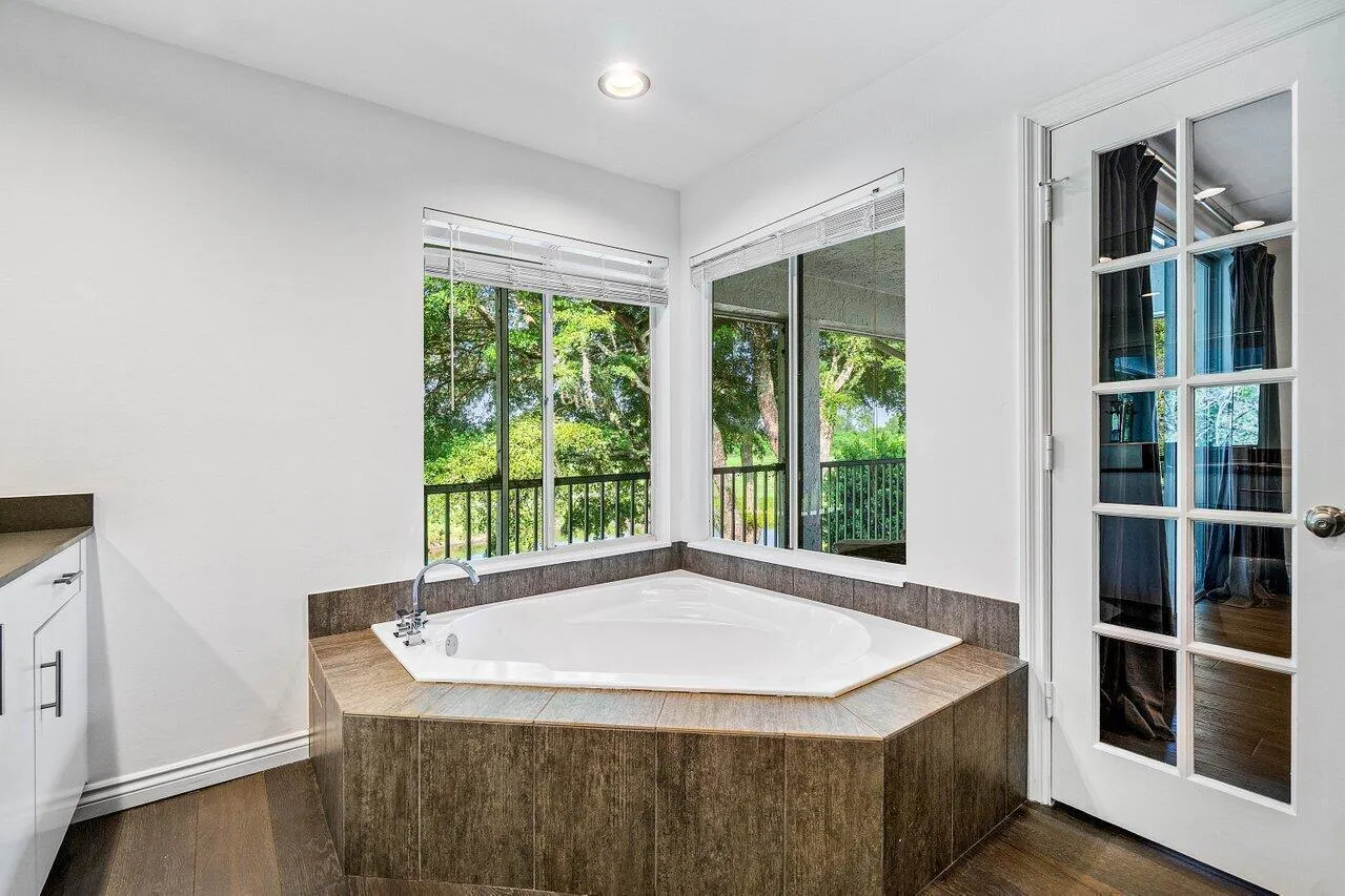 023-11823PebblewoodDrive-Wellington-FL-3