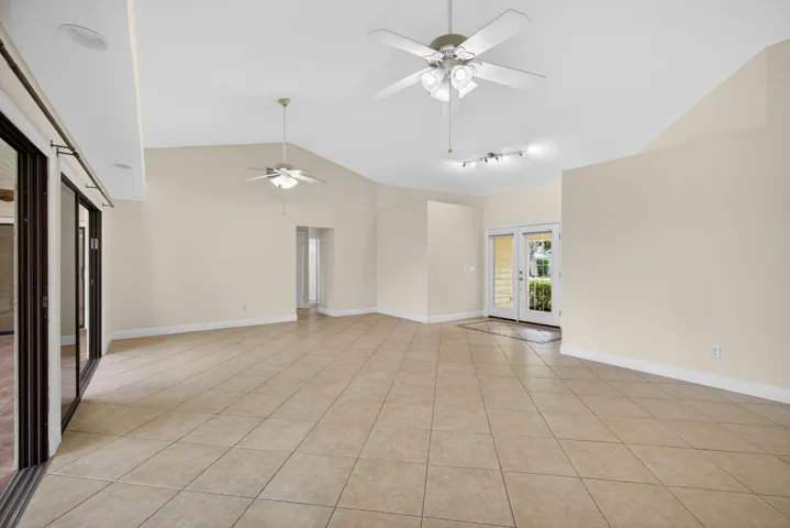 11-web-or-mls-5D1A5558