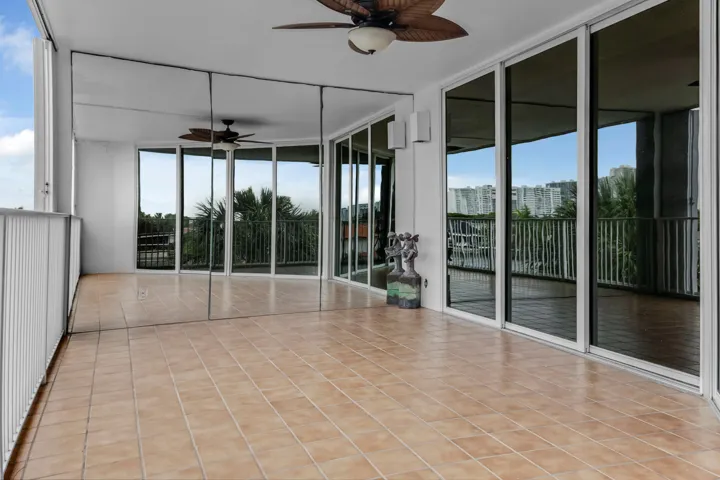 3100 NE 47th Court, 305