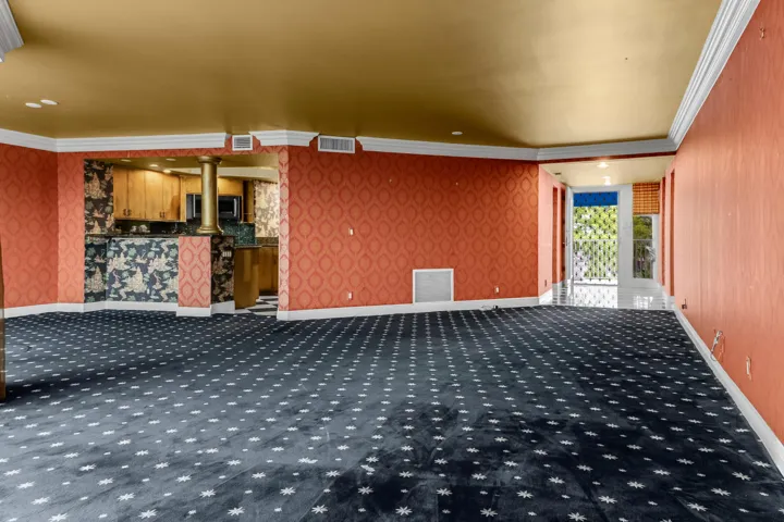 3100 NE 47th Court, 305