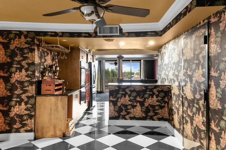 3100 NE 47th Court, 305
