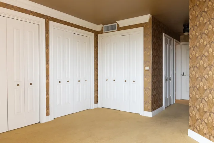 3100 NE 47th Court, 305