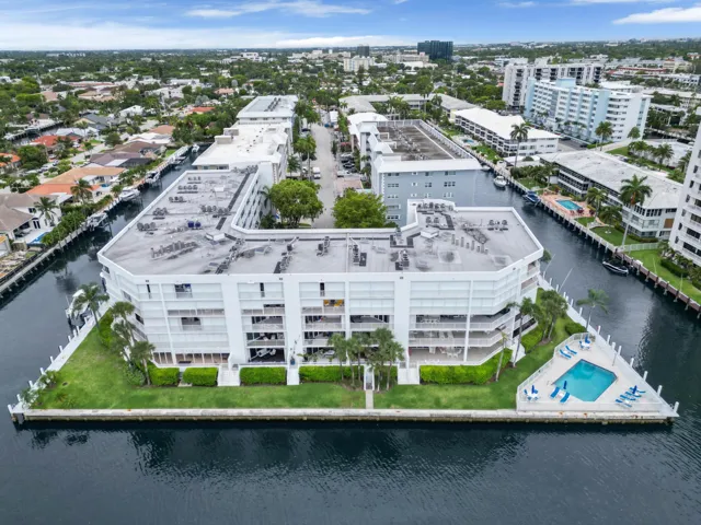 3100 NE 47th Court, 305