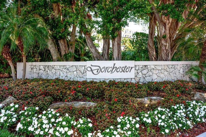 Dorchester entrance sign