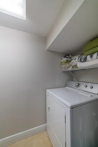 Laundry-Dryer