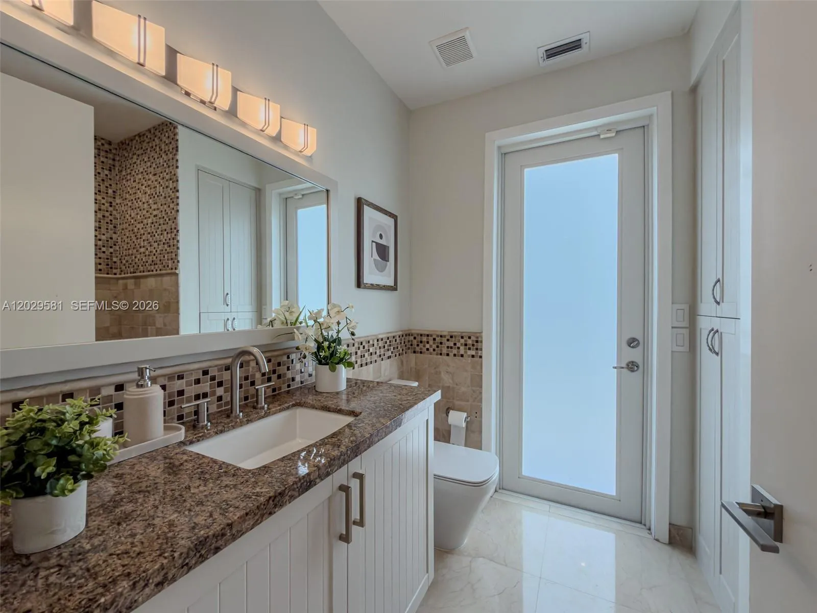 Cabana bathroom