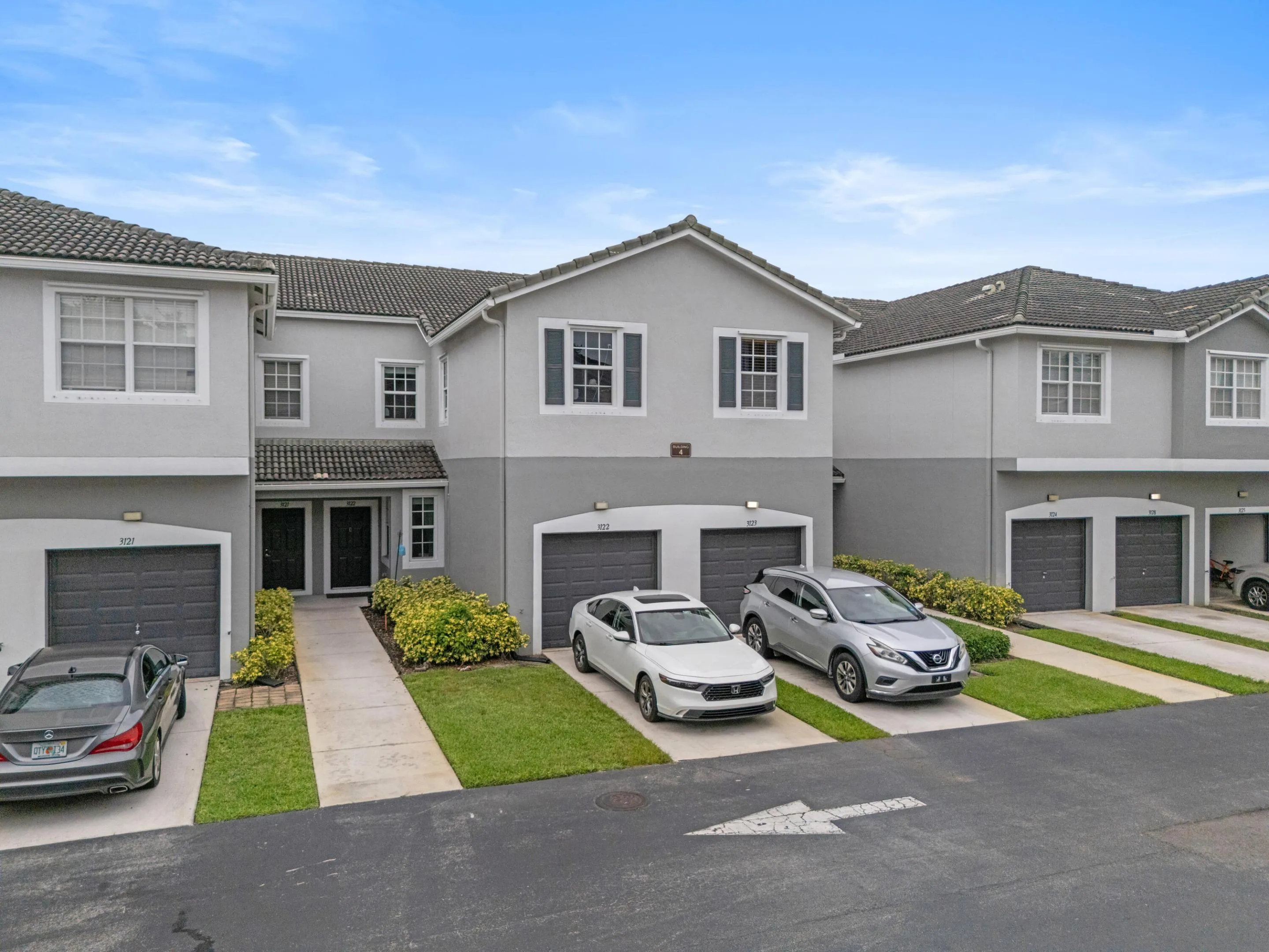 3122 Grandiflora DR