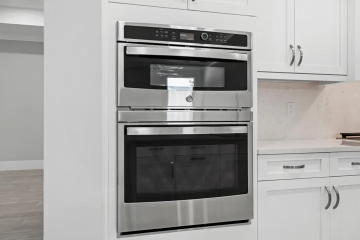 Kitchen Wall Oven