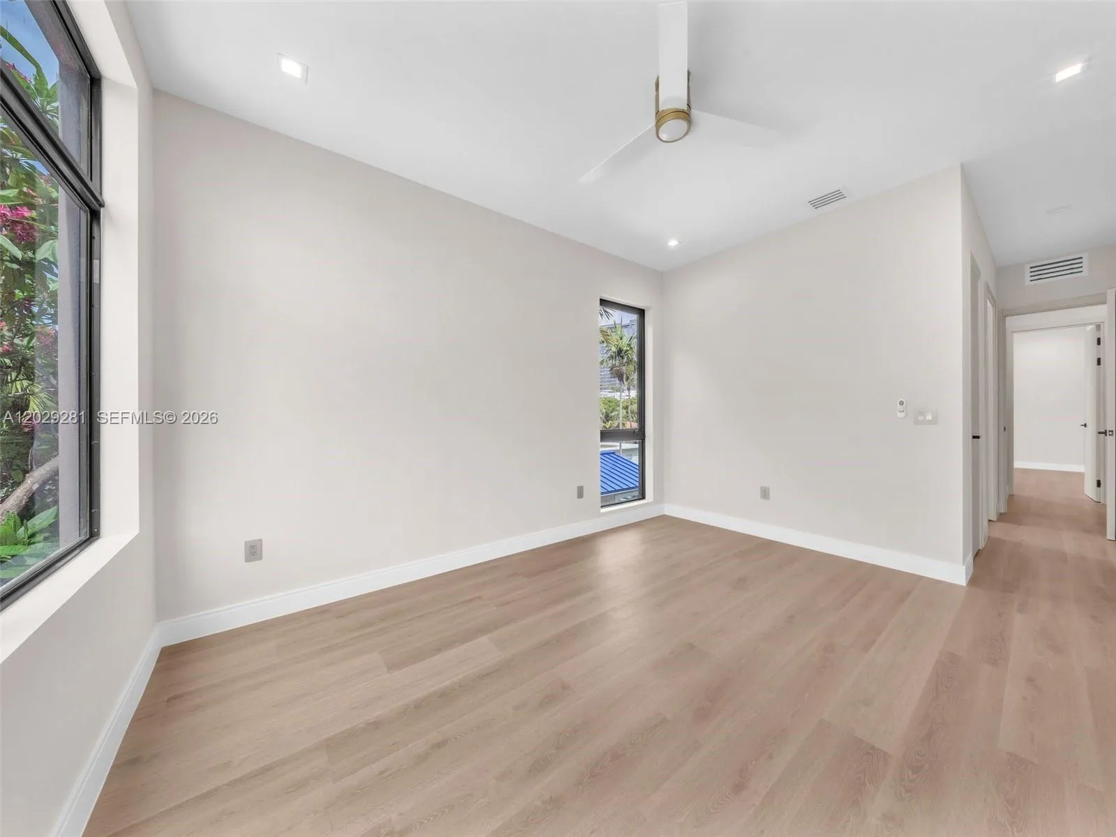 Property photo 73