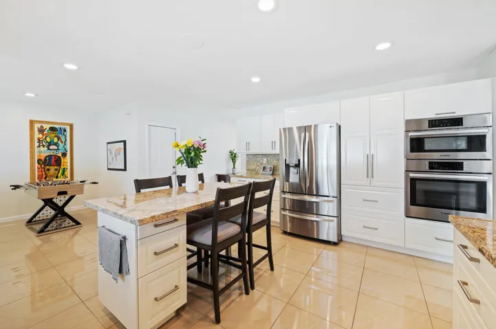 10-web-or-mls-6101-sw-9th-st