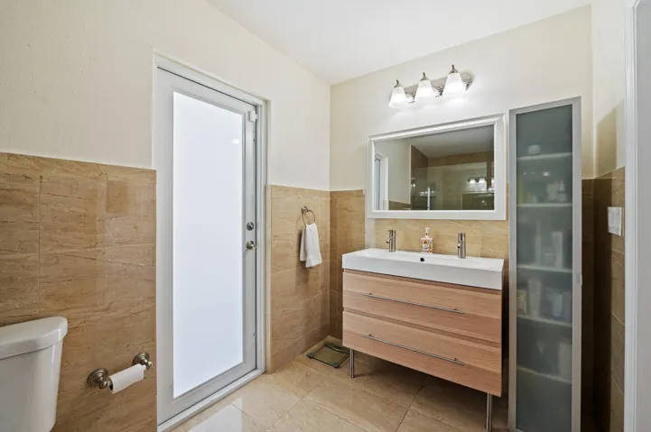 18-web-or-mls-6101-sw-9th-st