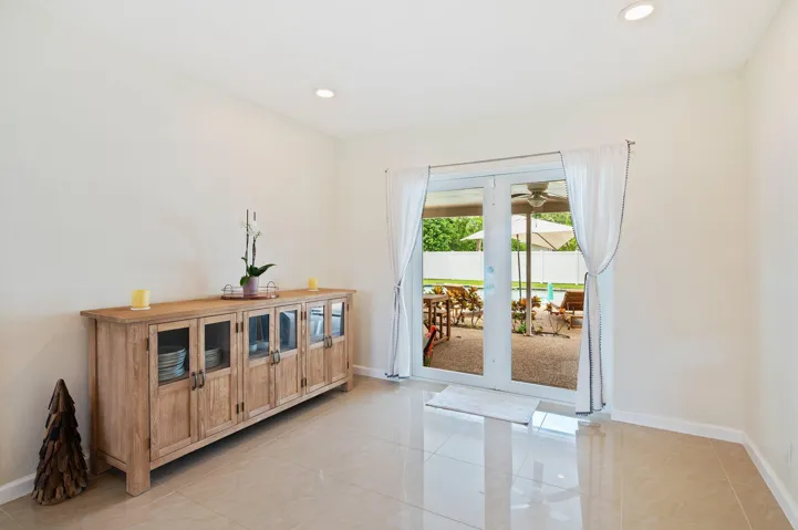 15-web-or-mls-6101-sw-9th-st