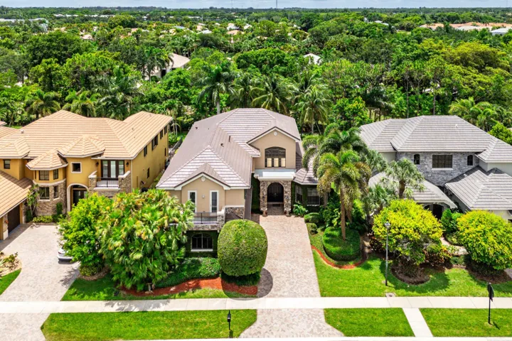 014-10380TrianonPlace-Wellington-FL-3344
